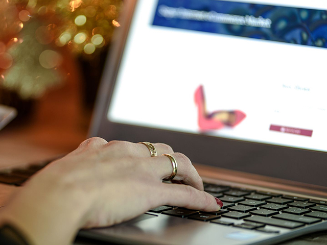 Nuevos ordenadores en los centros de mayores para paliar la brecha digital