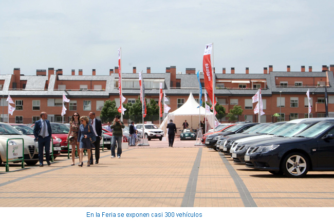 En la Feria se exponen casi 300 vehículos