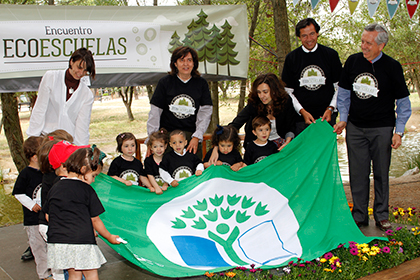 Bandera Verde para la Cigüeña María