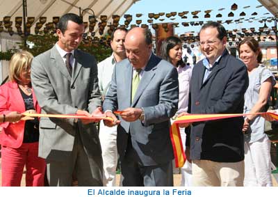 El Alcalde inaugura la Feria