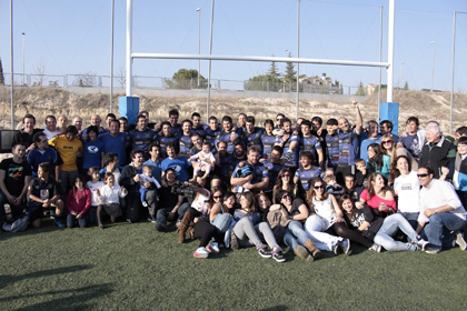 Equipo y afición tras la victoria