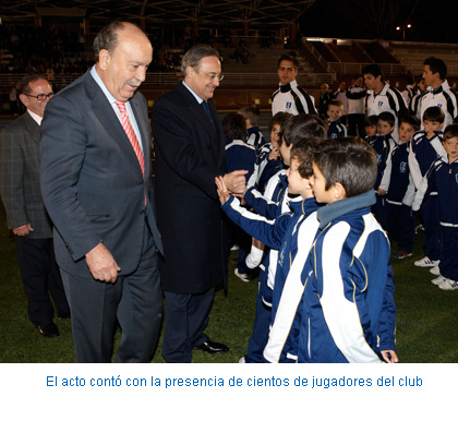 El acto contó con la presencia de cientos de jugadores del club