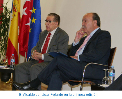 El Alcalde con Juan Velarde en la primera edición