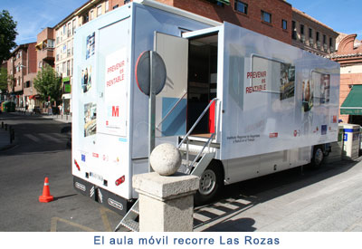 El aula móvil recorre Las Rozas