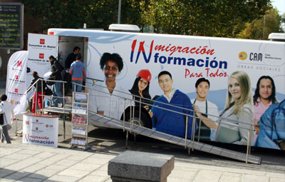 Desde el primer momento la gente se interesó por lo que ofrecía el autobús