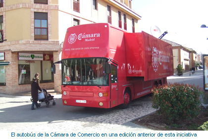 El autobús de la Cámara de Comercio en una edición anterior de esta iniciativa