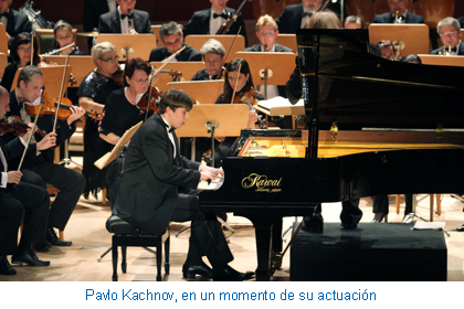 Pavlo Kachnov en un momento de su actuación