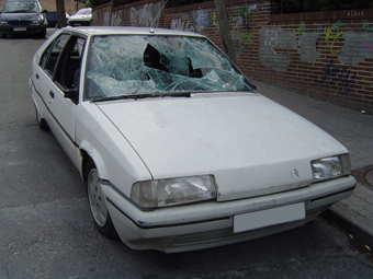 Coche abandonado