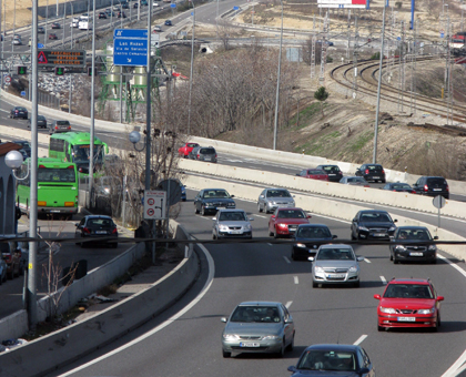 Coches en la A-6