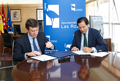 Firma con el Rector de la UFV