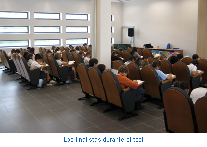Los finalistas durante el test