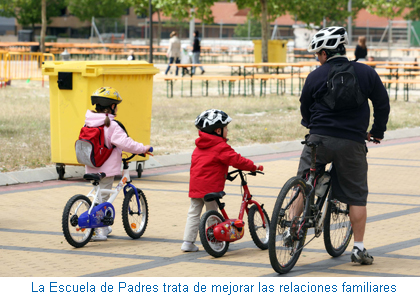 La Escuela de Padres trata de mejorar las relaciones familiares