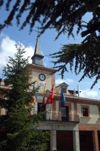 Fachada del Ayuntamiento de Las Rozas