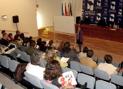 Asistentes a una de las actividades de la Concejalía
