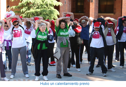 El alcalde les animó a pasar un buen día