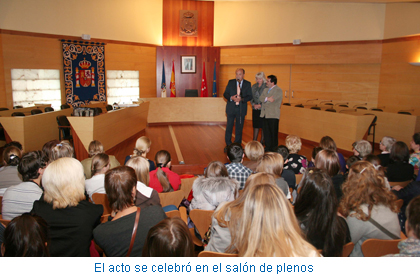El acto se celebró en el Salón de Plenos
