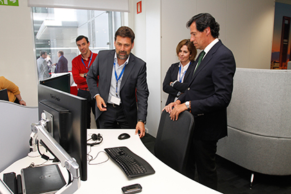 Visita a las oficinas