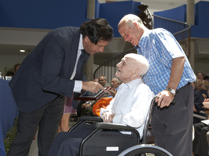 Los mayores de 100 años fueron homenajeados