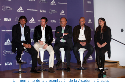 Un momento de la presentación de la Academia Cracks