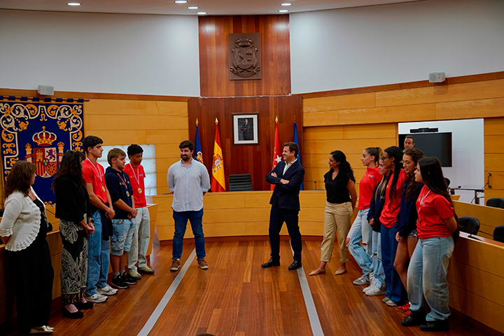 De la Uz recibe al Club LG OLED Black Demons Las Rozas 
