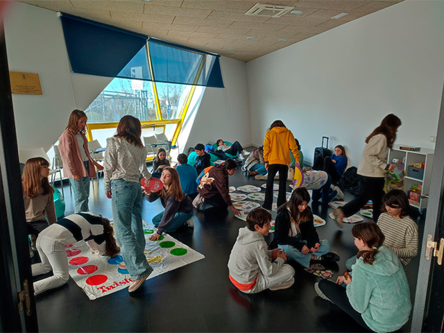 Más de 9.000 jóvenes han participado esta temporada en alguna de las actividades del área de Juventud