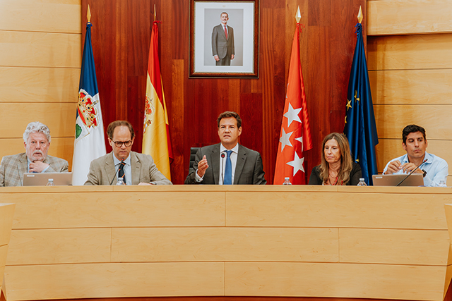 Las Rozas consolida las políticas de mejora de la ciudad: mantenimiento de la vía pública, inauguración de La Marazuela, vivienda y familias