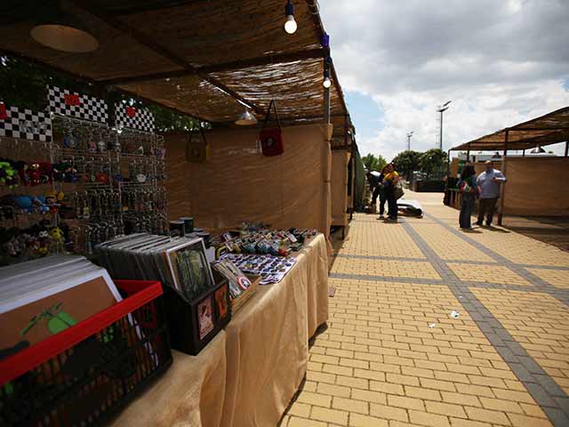 street market