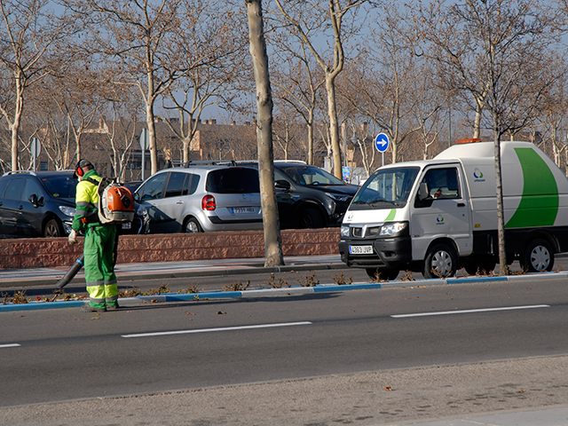 Aprobada la adjudicación del nuevo contrato de recogida de basuras, limpieza y mantenimiento de zonas verdes