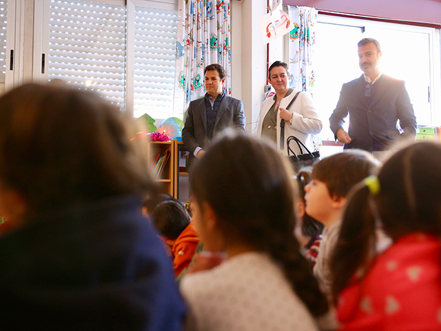 Las Rozas impulsa la “Escuela de la espalda” para prevenir y combatir los problemas posturales de los alumnos