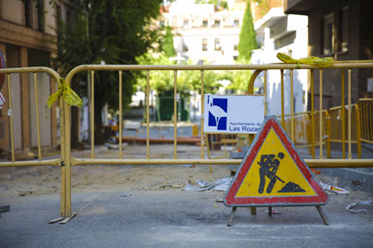 El Ayuntamiento invertirá este verano cerca de un millón de euros en obras de mejora en colegios, calles y jardines