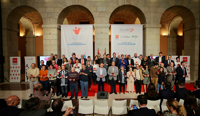 El Ayuntamiento de Las Rozas recibe el Premio FEMADDI por su apuesta por el deporte inclusivo