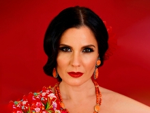Diana Navarro. De La Piquer a La Navarro