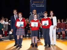 De la Uz entregan los V Premios a la Excelencia Educativa de Las Rozas