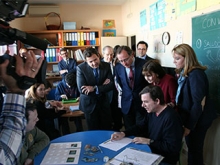 Alfonso Alonso y José de la Uz visitan Nuevo Horizonte con motivo del Día Mundial de la Salud