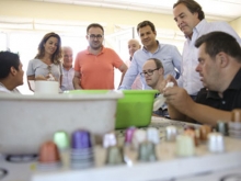 De la Uz y González Taboada visitan el Huerto Escuela de la Fundación Trébol en Las Rozas