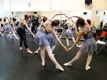 La Escuela de Danza de Las Rozas conmemora su 25 aniversario con una Gala Homenaje a la bailarina Ana González