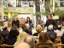 De la Uz se reúne con vecinos de Parque Rozas