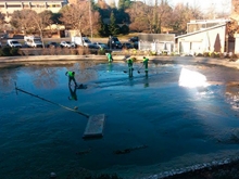 Finalizan las labores de vaciado y limpieza de los lagos del parque París