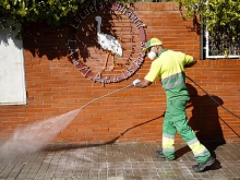Un plan especial de limpieza y desinfección contribuirá a mejorar la seguridad de los centros escolares de Las Rozas