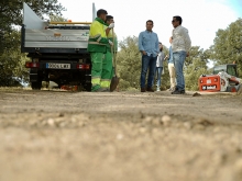 En marcha el plan de reparación de caminos en zonas naturales y parques