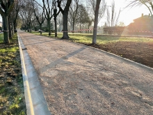 La renovación de la zona verde de la calle Playa de Gandía culminará en pocos días