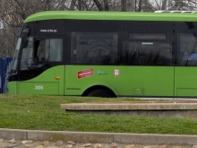 Entra en funcionamiento una nueva parada de autobús en la calle Castillo de Simancas 