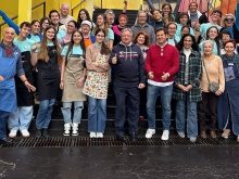 "Cocinando Historias" crea vínculos entre jóvenes y mayores