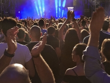 Mikel Izal, Funambulista, Veintiuno y un concierto de pop español en las Fiestas de San Miguel 2025
