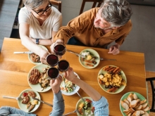 Una app para combatir la soledad no deseada conecta a los mayores de 50